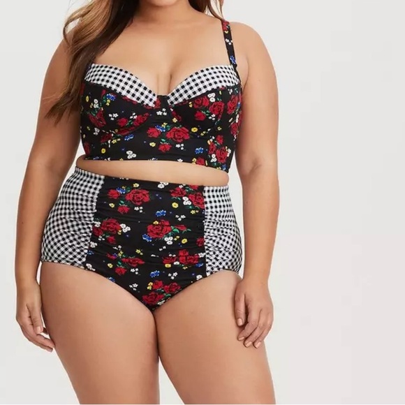 torrid Other - Torrid Plus Size 2X women’s 2 Piece Swim Suit High Waisted Bottoms Underwire Top